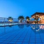 Windmill Bay Apartahotel