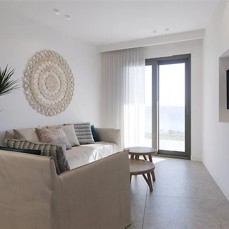 Windmill Bay מלון דירות 4*