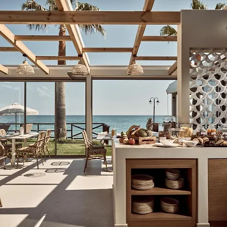 Windmill Bay מלון דירות 4*
