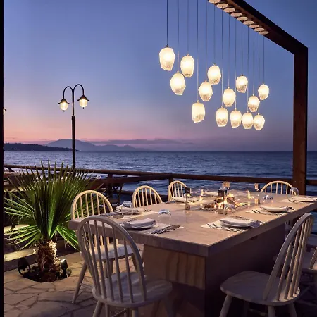 Windmill Bay מלון דירות 4*