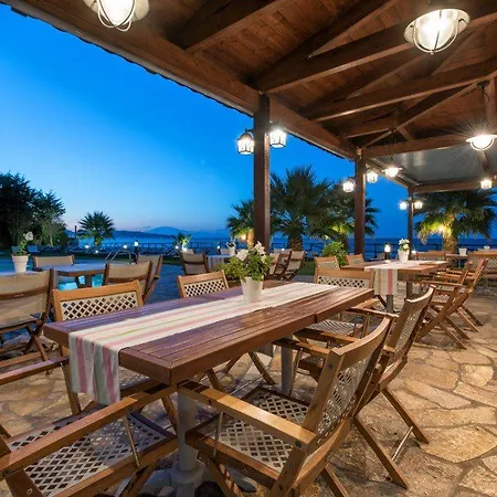 Windmill Bay 4* ארגאסי