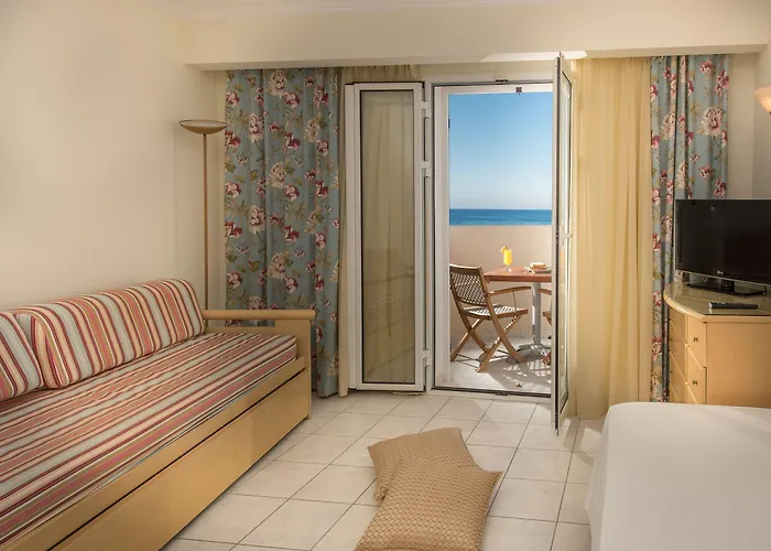 Windmill Bay Aparthotel 4*