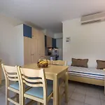 Apartmanhotel Windmill Bay Argászi